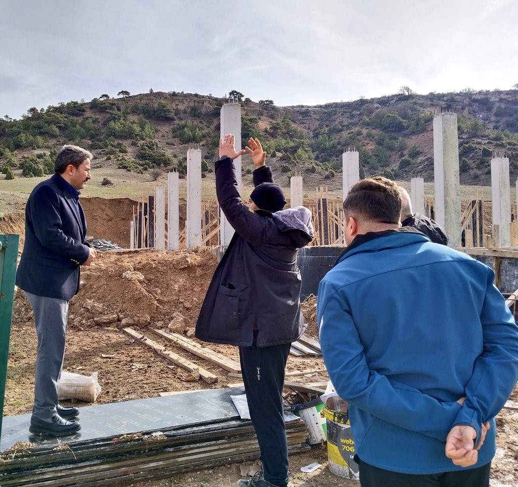 Yusuflar Mahallesi’nde 36 atlık barınak inşaatı hızla yükseliyor