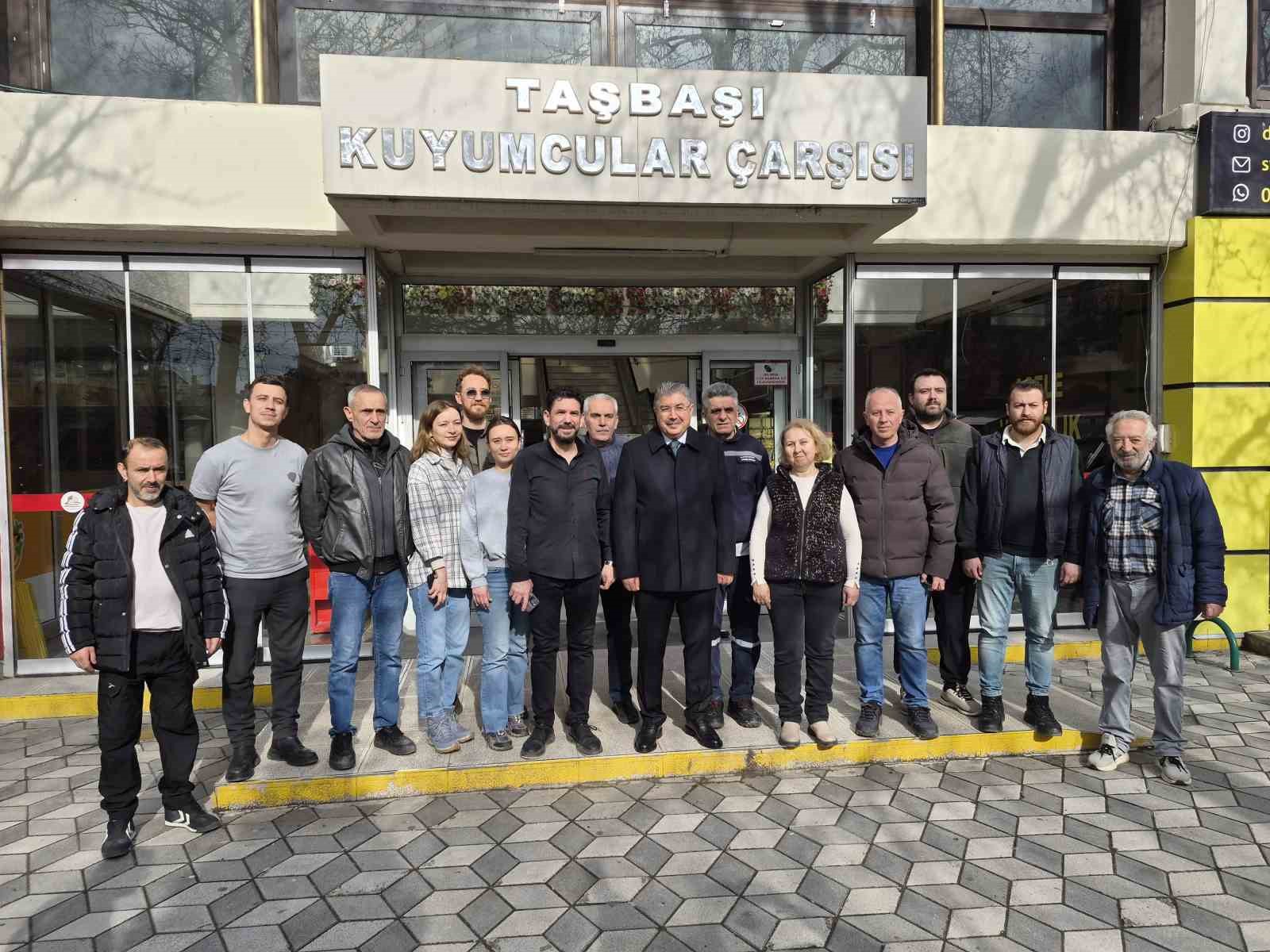 Vali Yılmaz, kapı kapı dolaşıp esnafı ziyaret etti